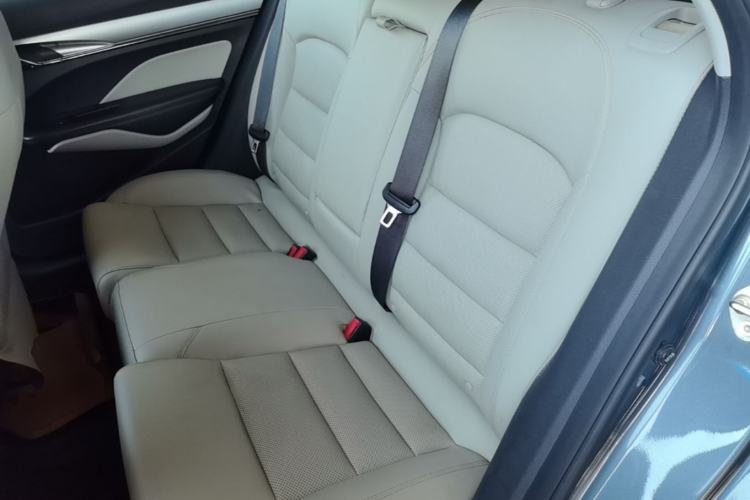 Used Geely Auto Binray 2018 14T CVT Binyi Edition Left Rear Seat