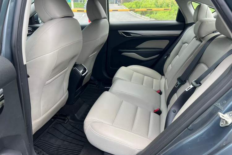 Used Geely Auto Binray 2018 14T CVT Binyi Edition Left Rear Seat