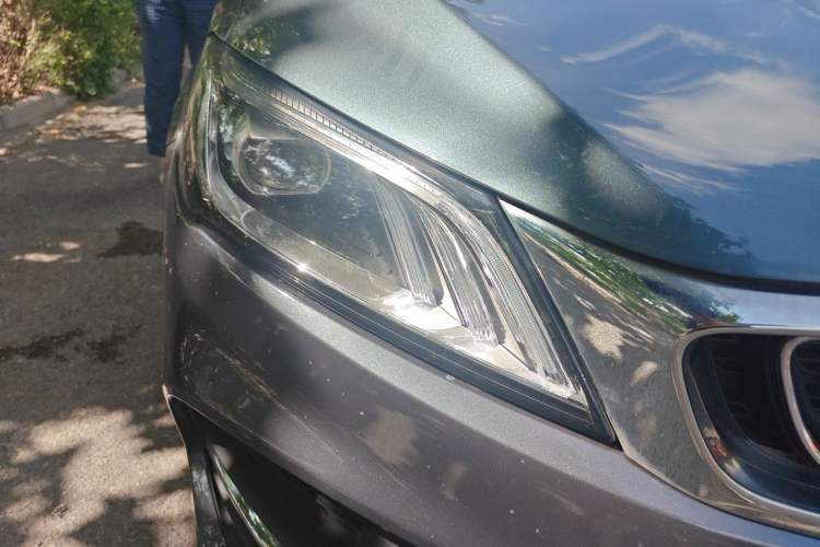 Used Geely Auto Binray 2018 14T CVT Binyi Edition Right Front Headlight