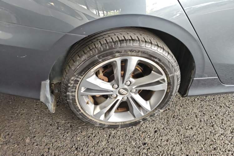 Used Geely Auto Binray 2018 14T CVT Binyi Edition Right Rear Wheel Hub