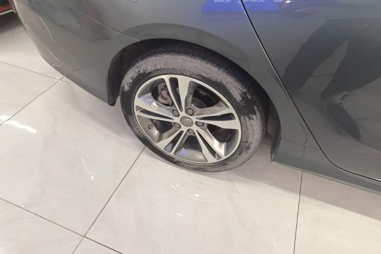 Used Geely Auto Binray 2018 14T CVT Binyi Edition Right Rear Wheel Hub