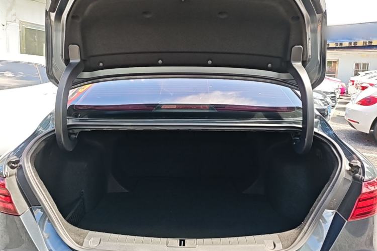 Used Geely Auto Binray 2018 14T CVT Binyi Edition Trunk