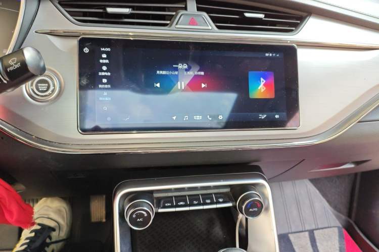 Used Geely Auto Binray 2018 14T CVT Binyi Edition Audio And AC Panel