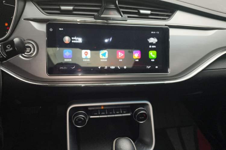 Used Geely Auto Binray 2018 200T DCT Binyi Edition Audio And AC Panel