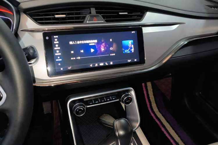 Used Geely Auto Binray 2018 14T CVT Binyi Edition Audio And AC Panel