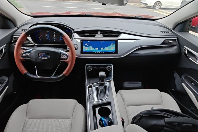 Used Geely Auto Binray 2018 14T CVT Colorful Edition Center Console