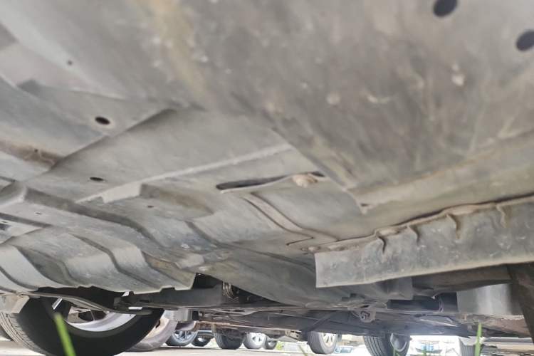 Used Geely Auto Binray 2018 14T CVT Binyi Edition Chassis Front Left