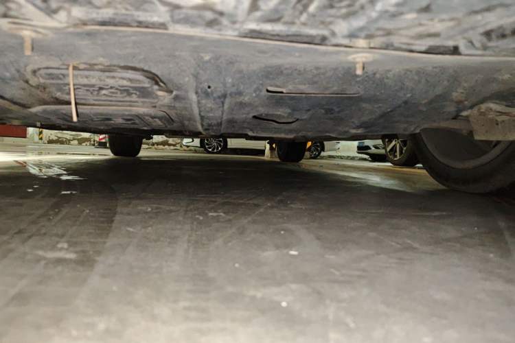 Used Geely Auto Binray 2018 14T CVT Binyi Edition Chassis Front