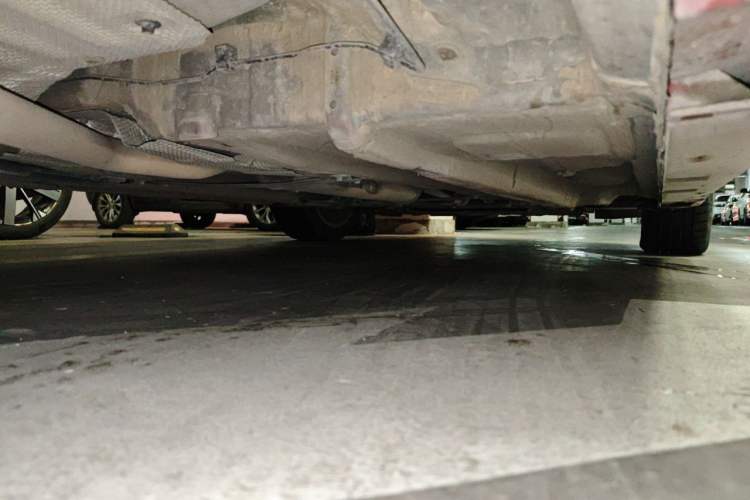 Used Geely Auto Binray 2018 14T CVT Binyi Edition Chassis Rear Right