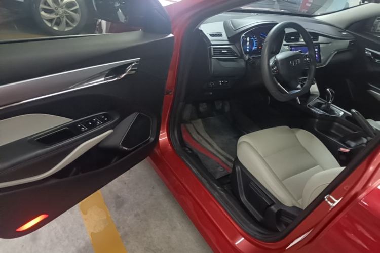 Used Geely Auto Binray 2018 14T Manual Colorful Edition Driver Seat