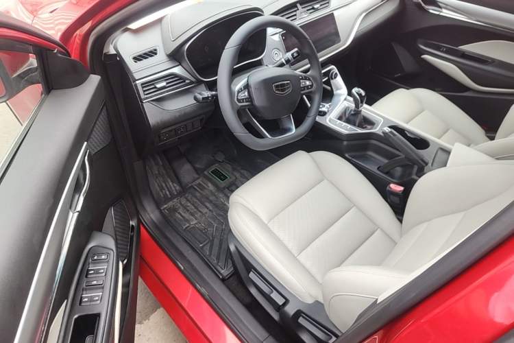 Used Geely Auto Binray 2018 14T Manual Colorful Edition Driver Seat