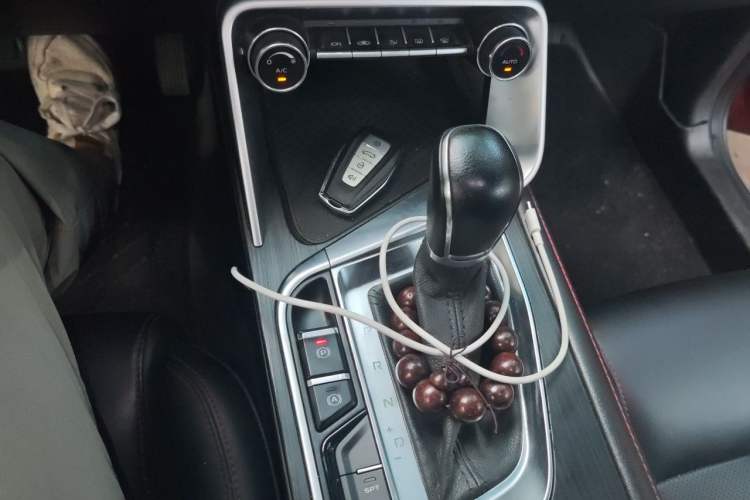 Used Geely Auto Binray 2018 14T CVT Binyi Edition Gear Lever