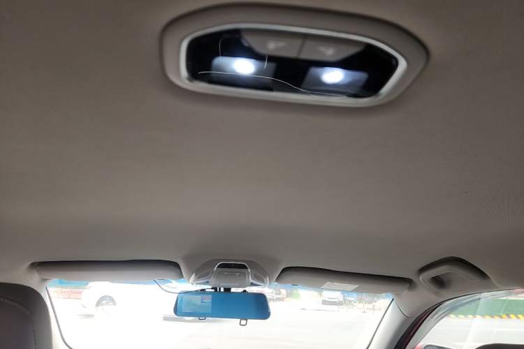 Used Geely Auto Binray 2018 14T Manual Colorful Edition Headliner
