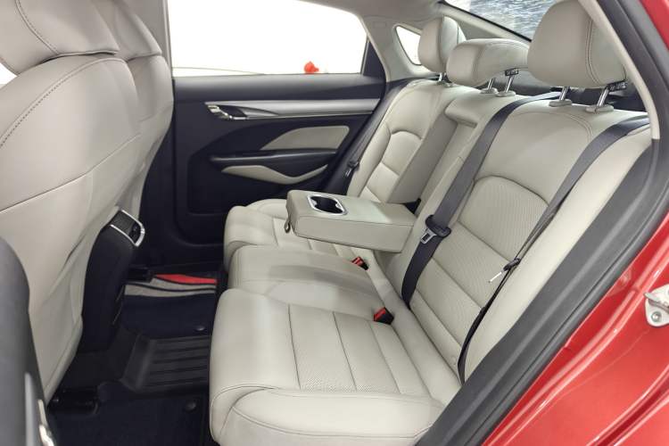 Used Geely Auto Binray 2018 14T CVT Binyi Edition Interior 3
