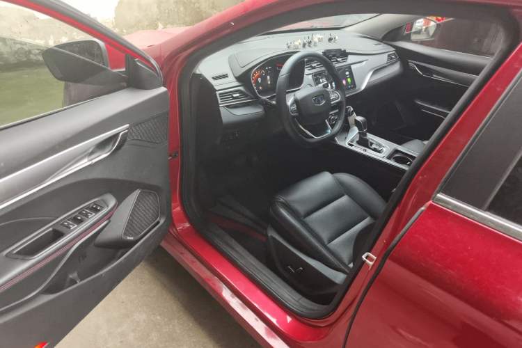 Used Geely Auto Binray 2018 200T DCT Binyi Edition Interior 3