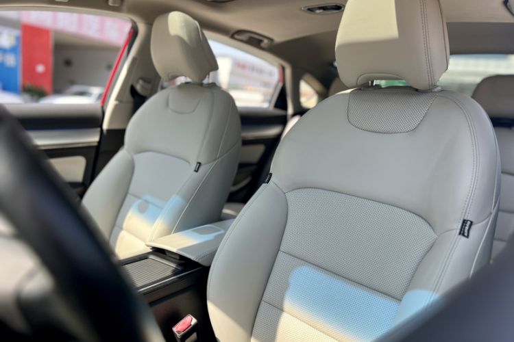 Used Geely Auto Binray 2018 14T CVT Binyi Edition Interior 9