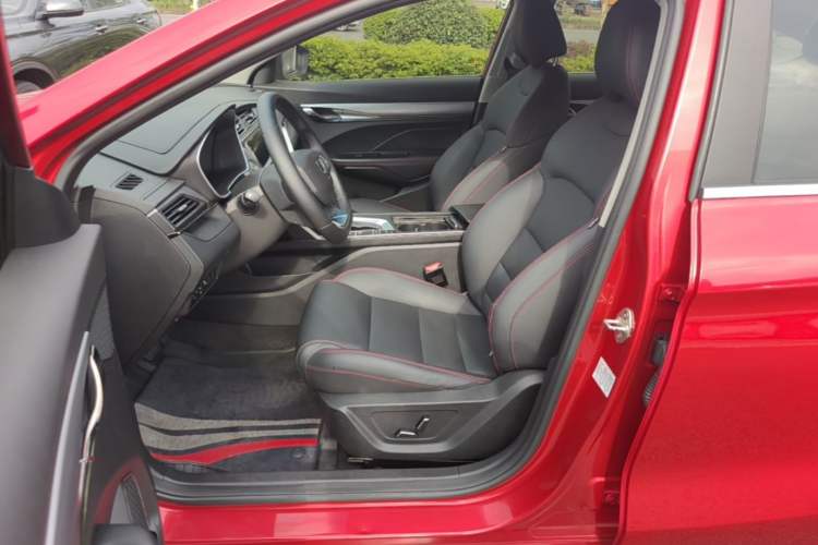 Used Geely Auto Binray 2018 14T CVT Binyi Edition Left Front Seat