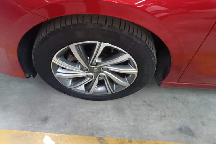 Used Geely Auto Binray 2018 14T Manual Colorful Edition Left Front Wheel Hub