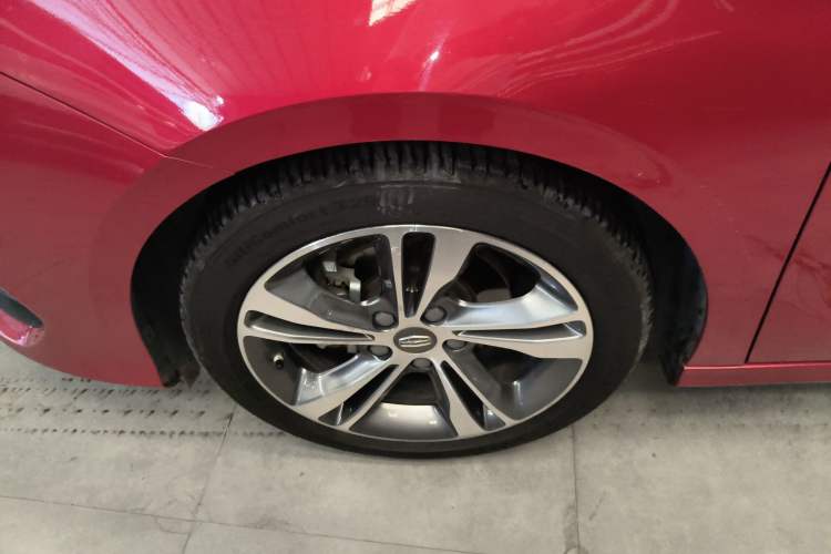 Used Geely Auto Binray 2018 14T CVT Binyi Edition Left Front Wheel Hub