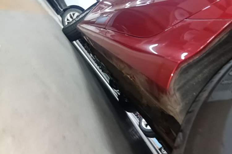 Used Geely Auto Binray 2018 14T Manual Colorful Edition Left Side Sill