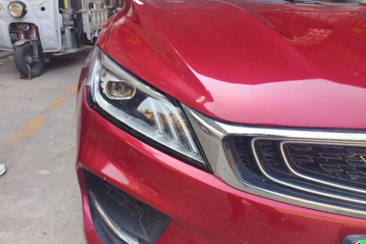 Used Geely Auto Binray 2018 14T CVT Binyi Edition Right Front Headlight