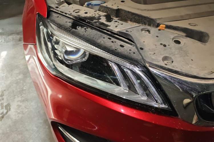 Used Geely Auto Binray 2018 14T CVT Binyi Edition Right Front Headlight