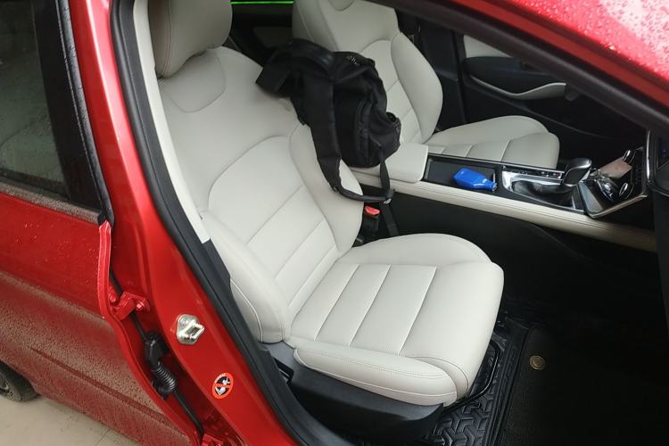 Used Geely Auto Binray 2018 14T CVT Binyi Edition Right Front Seat