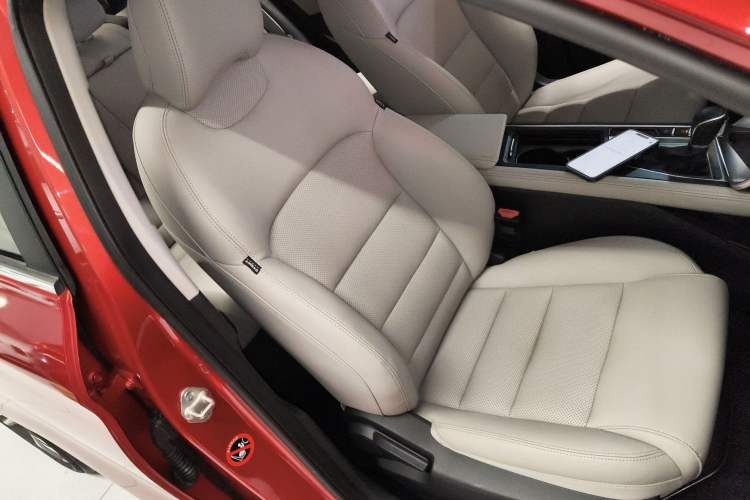 Used Geely Auto Binray 2018 14T CVT Binyi Edition Right Front Seat