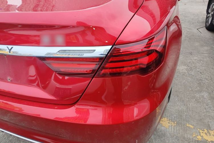 Used Geely Auto Binray 2018 14T CVT Binyi Edition Right Rear Taillight