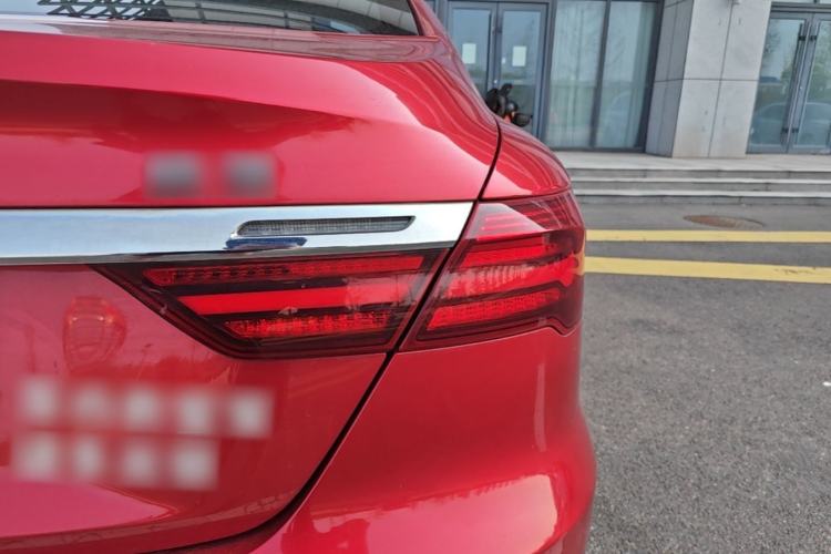Used Geely Auto Binray 2018 14T CVT Binyi Edition Right Rear Taillight