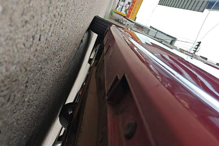 Used Geely Auto Binray 2018 14T CVT Colorful Edition Right Side Sill
