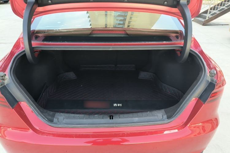Used Geely Auto Binray 2018 14T Manual Binzhi Edition Trunk