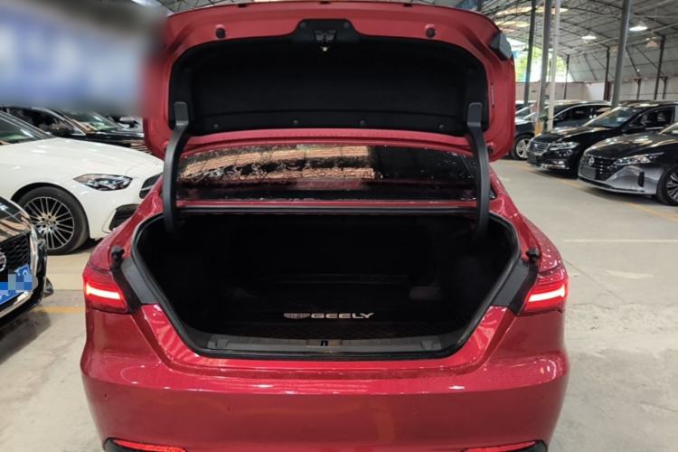 Used Geely Auto Binray 2018 14T CVT Binyi Edition Trunk