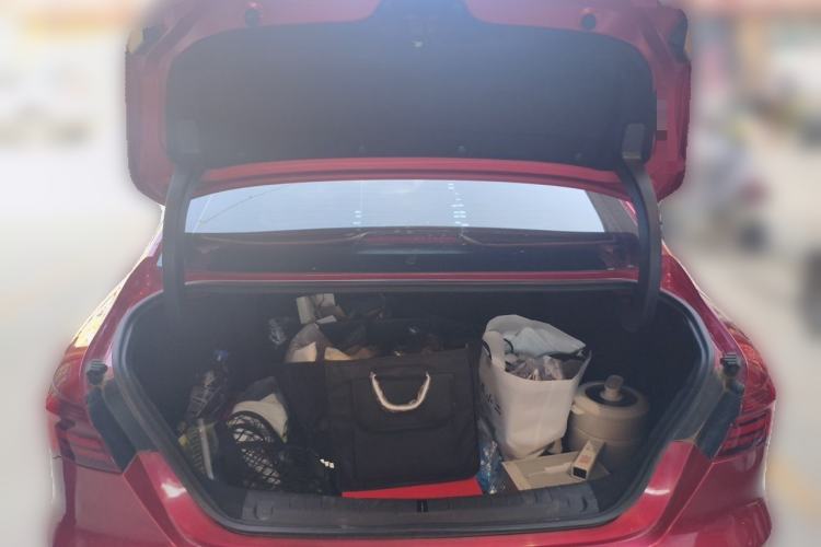Used Geely Auto Binray 2018 14T CVT Binyi Edition Trunk