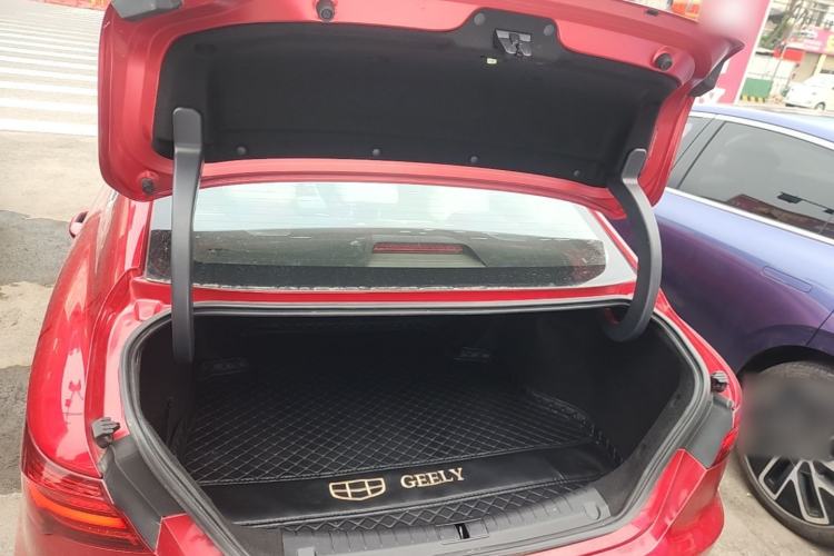Used Geely Auto Binray 2018 14T Manual Colorful Edition Trunk