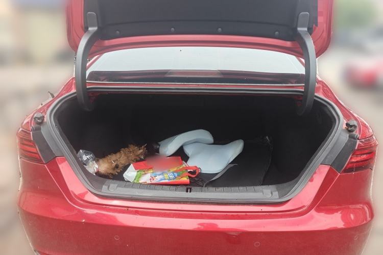 Used Geely Auto Binray 2018 14T CVT Binyi Edition Trunk