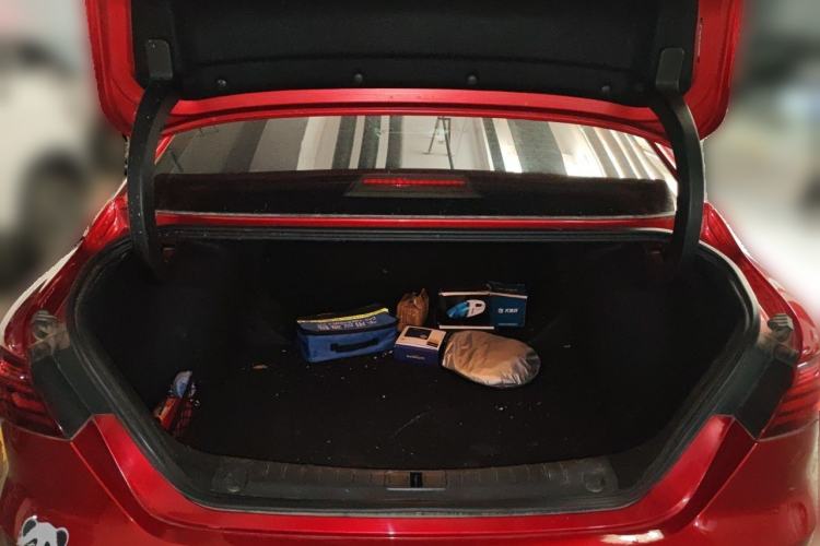 Used Geely Auto Binray 2018 14T CVT Binyi Edition Trunk