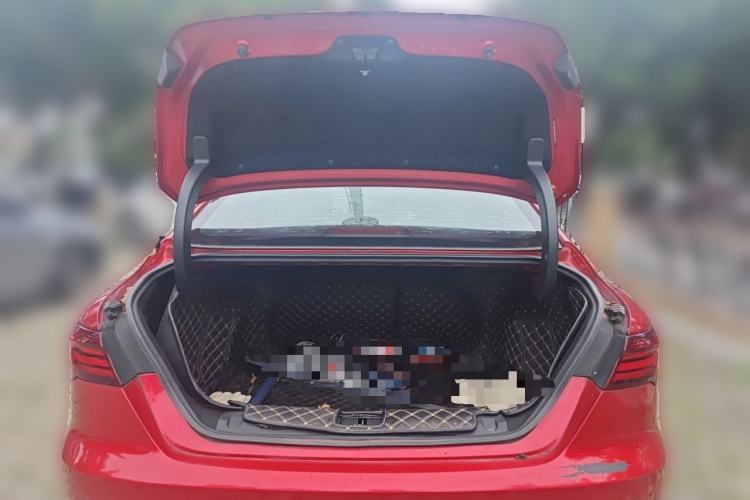 Used Geely Auto Binray 2018 14T CVT Binyi Edition Trunk