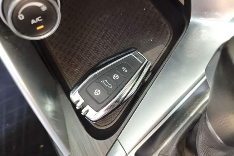 Used Geely Auto Binray 2018 14T CVT Binyi Edition Vehicle Key