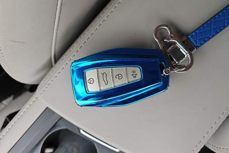 Used Geely Auto Binray 2018 14T CVT Colorful Edition Vehicle Key