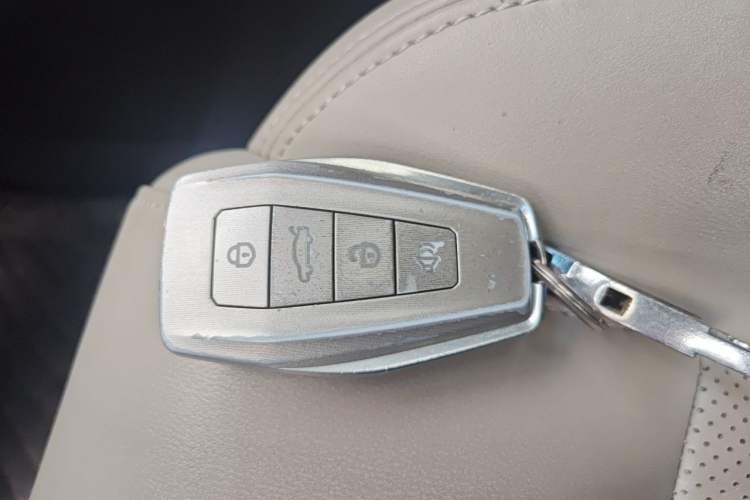 Used Geely Auto Binray 2018 14T CVT Binyi Edition Vehicle Key