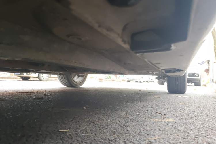 Used Geely Auto Binray 2018 14T CVT Binyi Edition Chassis Front Left