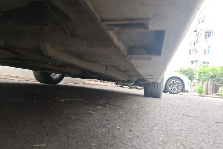 Used Geely Auto Binray 2018 14T CVT Binyi Edition Chassis Rear Right