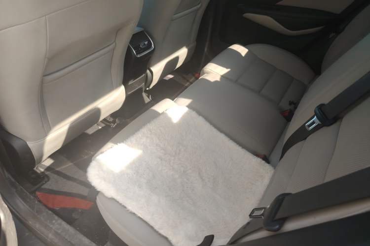 Used Geely Auto Binray 2018 14T CVT Binyi Edition Interior 1