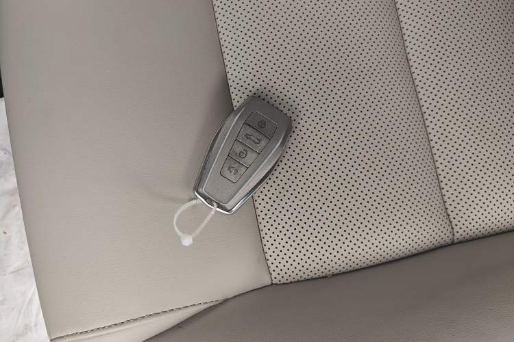 Used Geely Auto Binray 2018 14T Manual Binzhi Edition Interior 1