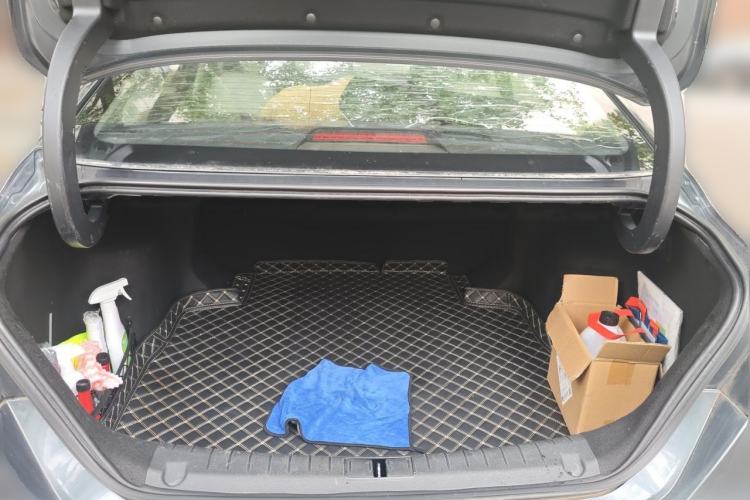 Used Geely Auto Binray 2018 14T CVT Binyi Edition Trunk