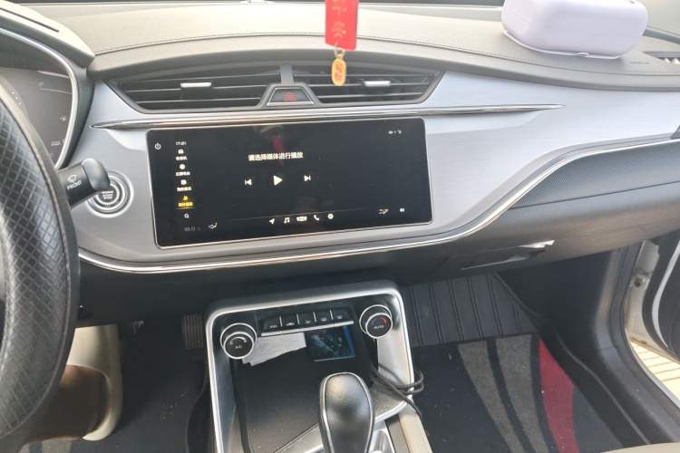 Used Geely Auto Binray 2018 14T CVT Binyi Edition Audio And AC Panel