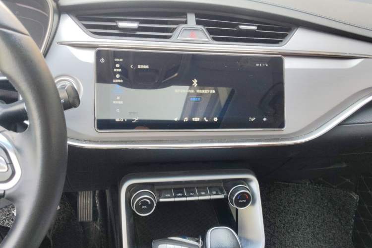 Used Geely Auto Binray 2018 14T CVT Binyi Edition Audio And AC Panel