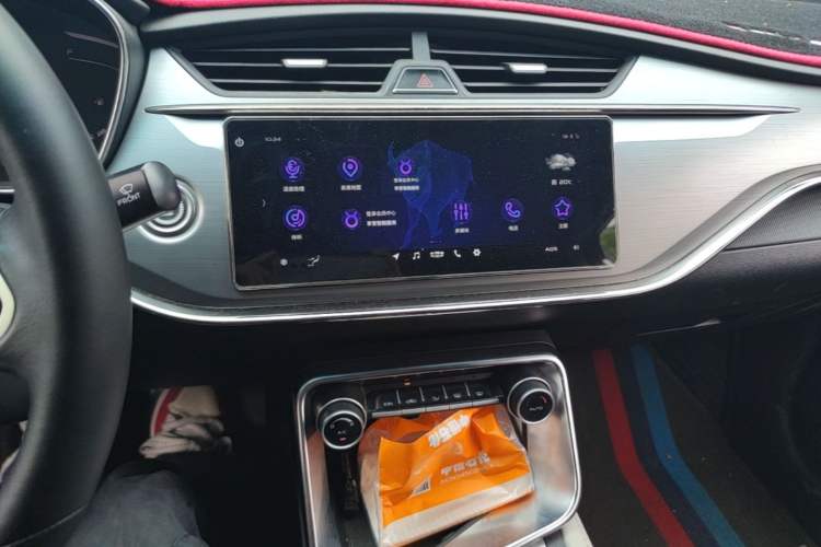 Used Geely Auto Binray 2018 14T Manual Binzhi Edition Audio And AC Panel