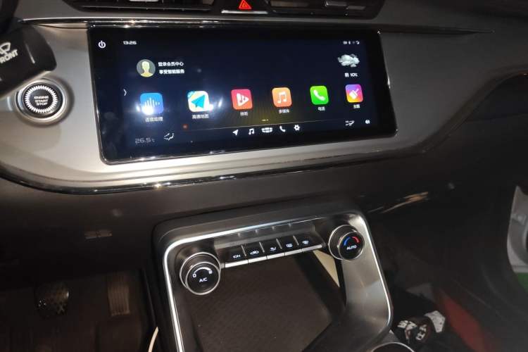 Used Geely Auto Binray 2018 14T Manual Binzhi Edition Audio And AC Panel